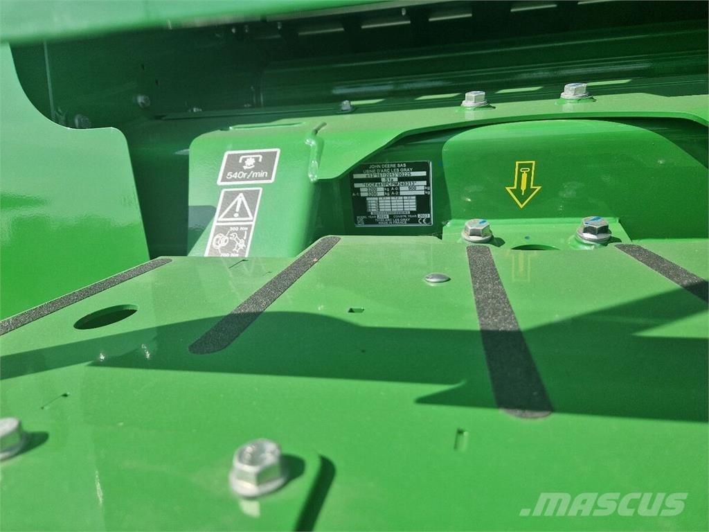 John Deere F441M Körbálázók