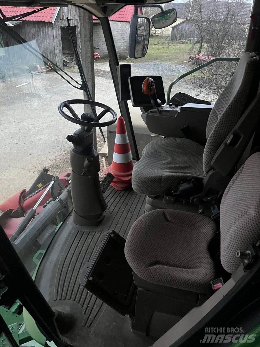 John Deere S670i Kombájnok