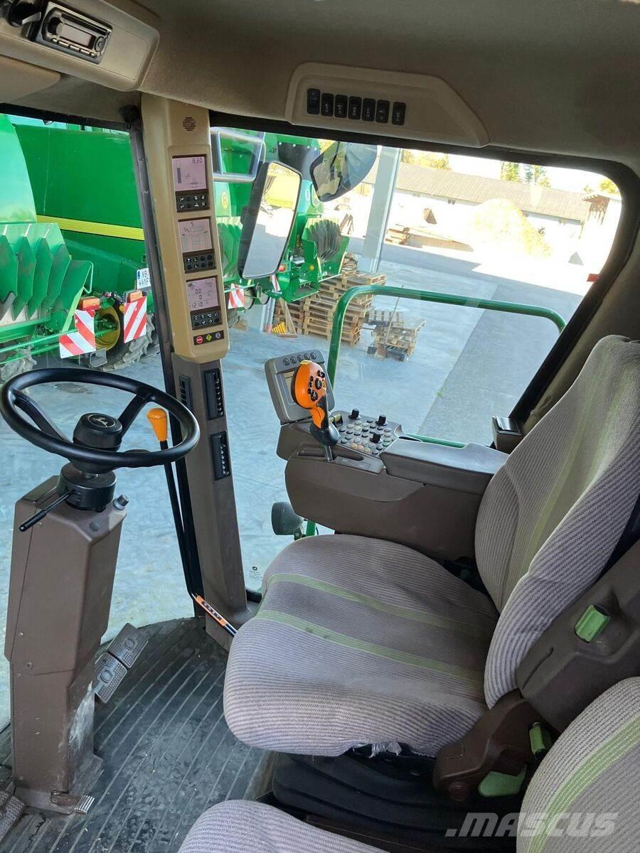 John Deere T560HM Kombájnok