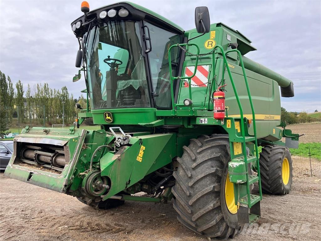 John Deere W660 HM Kombájnok