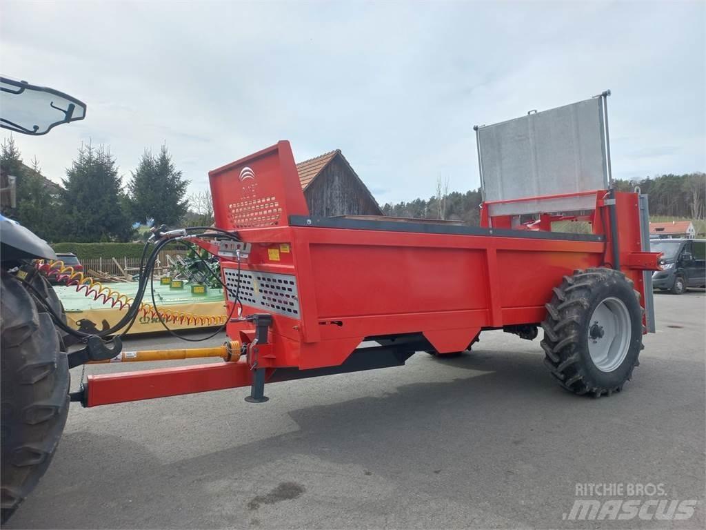  Jolmet N 250 Trágyaszóró
