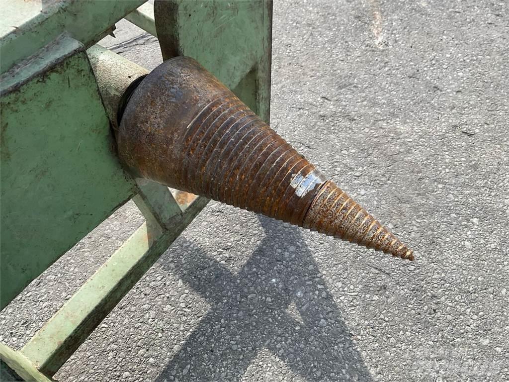  Kegelspalter Fa hántoló, vágó, aprító