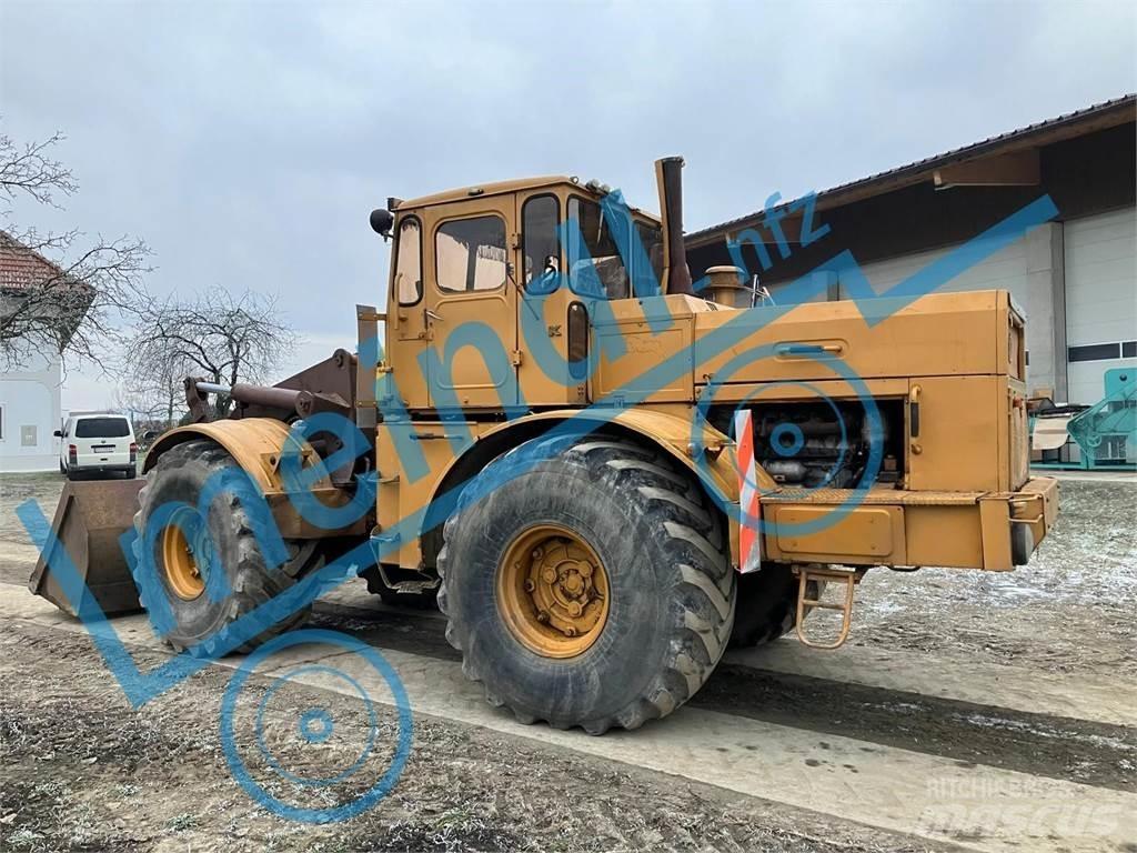 Kirovets K701 Traktorok