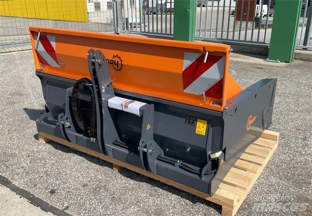  KM 1900 Egyéb traktor tartozékok