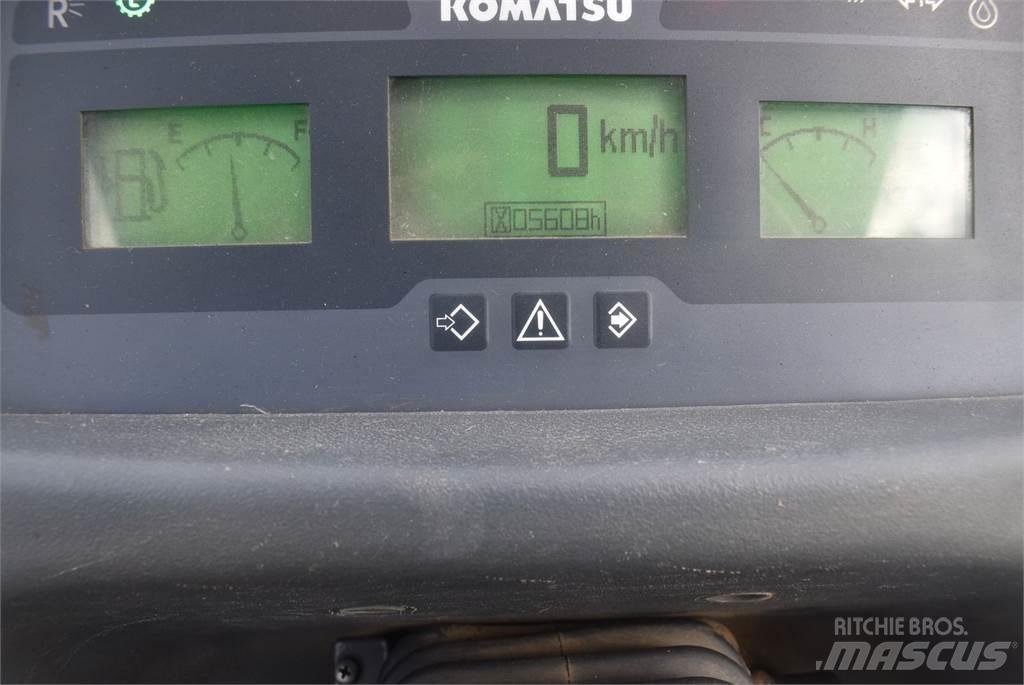 Komatsu WA100M-7 Gumikerekes homlokrakodók