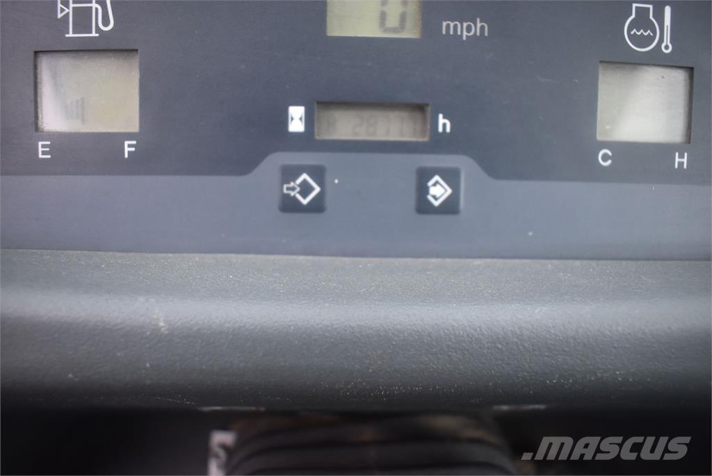 Komatsu WA70-7 Gumikerekes homlokrakodók