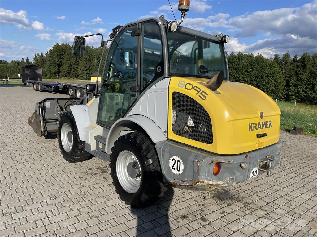 Kramer 8095 L Gumikerekes homlokrakodók