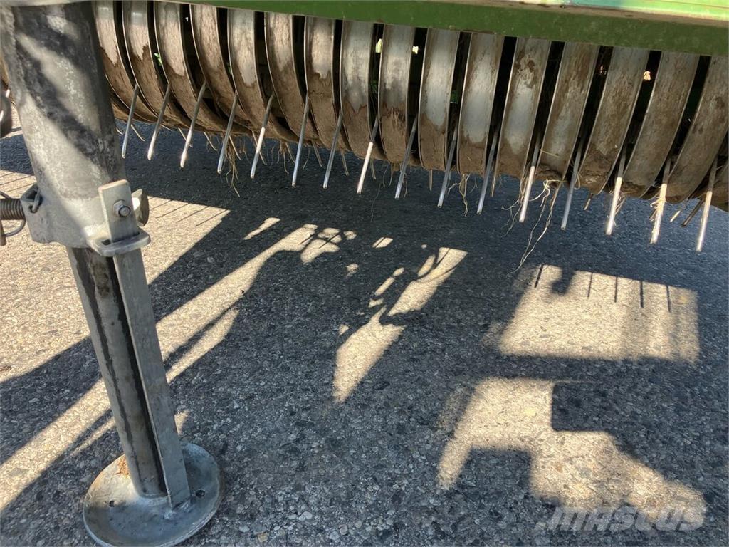 Krone V 150 XC Körbálázók