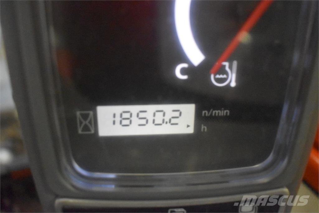 Kubota KX016-4 Mini kotrók < 7t