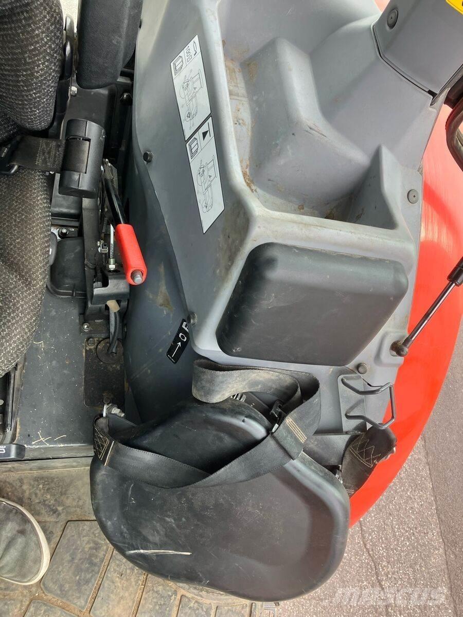 Kubota M4072 Traktorok