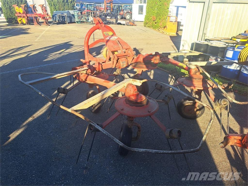 Kuhn 4 Kreisel Rendkészítő