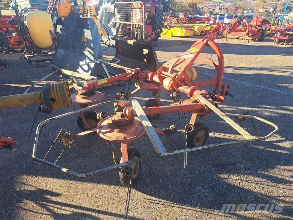 Kuhn 4 Kreisel Rendkészítő