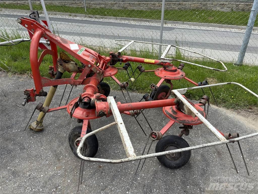 Kuhn GF 440 P Rendkészítő