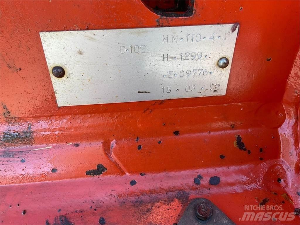 Kuhn MM 110 4T Hagyományos ekék