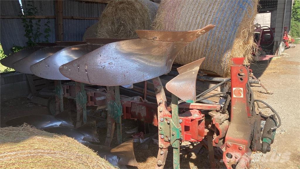 Kverneland LB 100 Hagyományos ekék