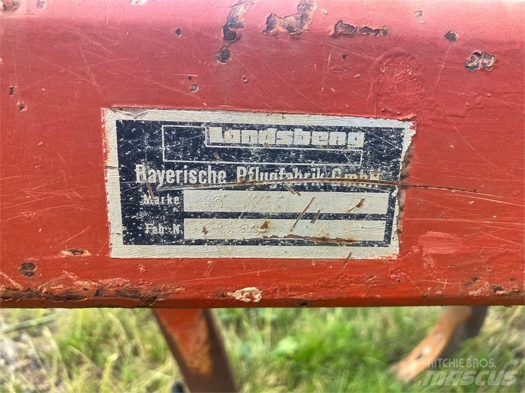 Landsberg 250/13 Kultivátorok