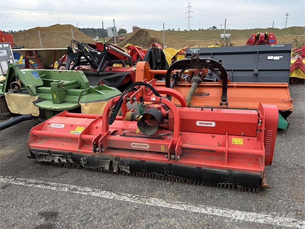 Maschio Bisonte 280 Szárzúzók és fűkaszák