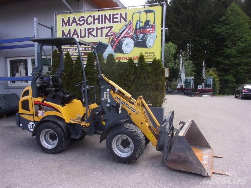 Mustang AL 306 Homlokrakodók és kotrók