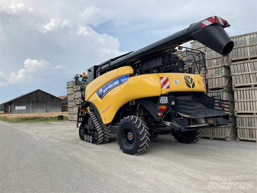 New Holland CR9080 Kombájnok
