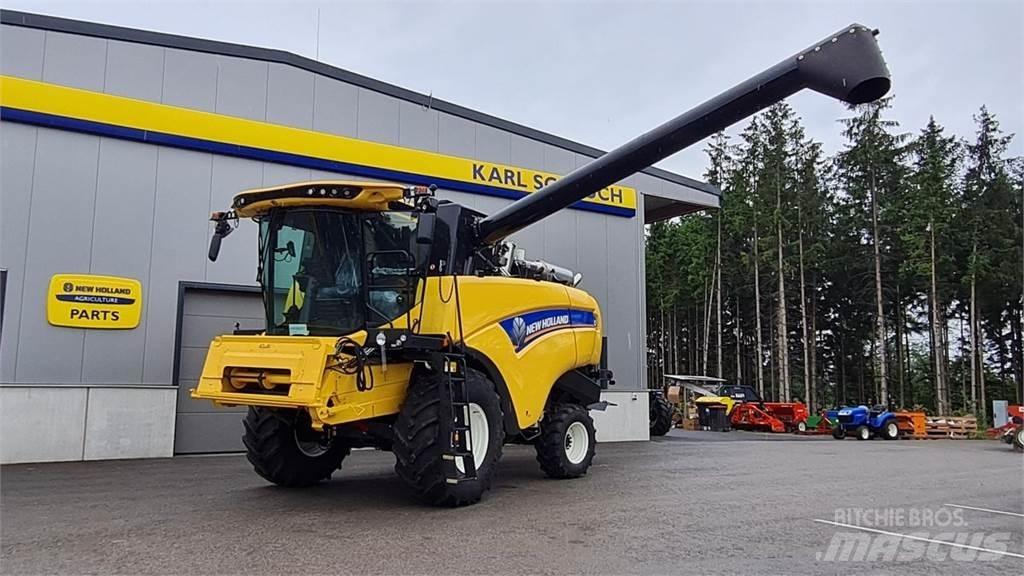 New Holland CX 5.80 Kombájnok