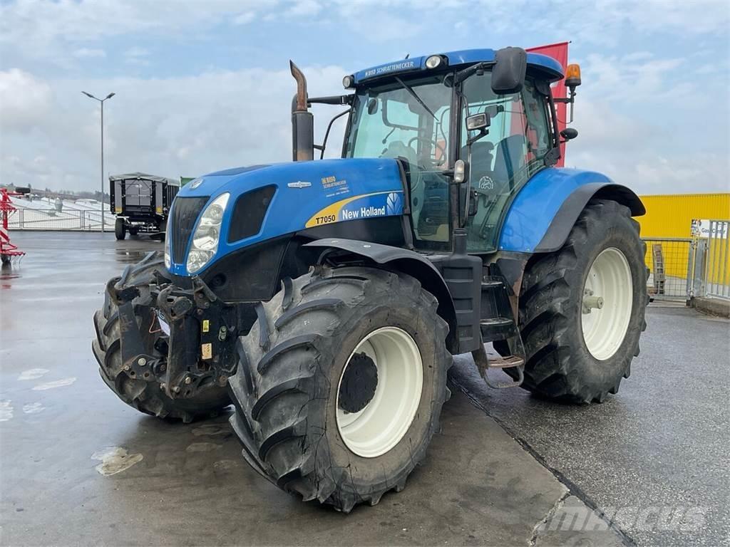 New Holland T7050 Traktorok
