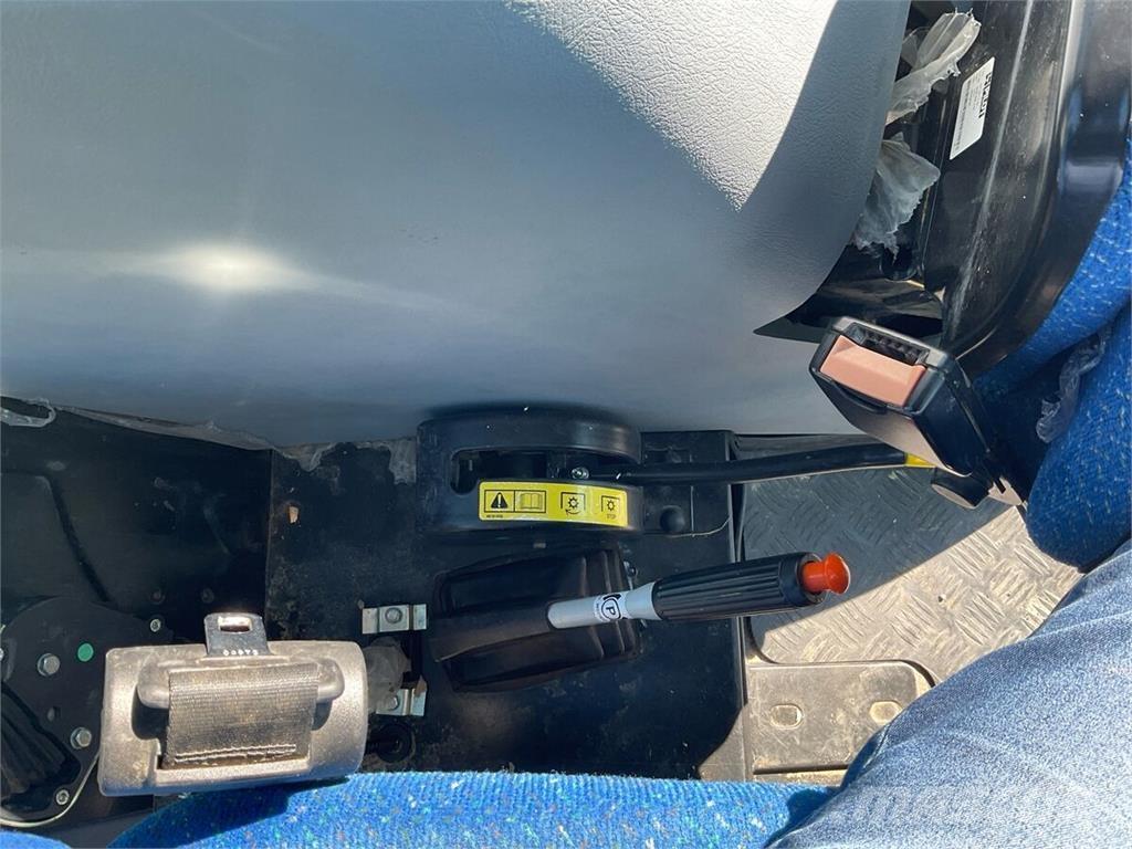 New Holland TD5.85 Traktorok