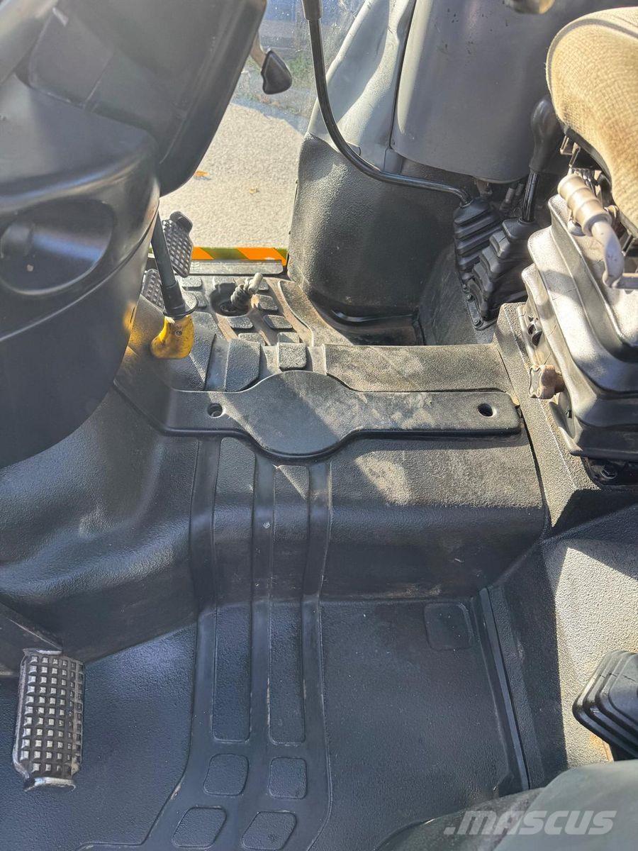 New Holland TN65DA Traktorok