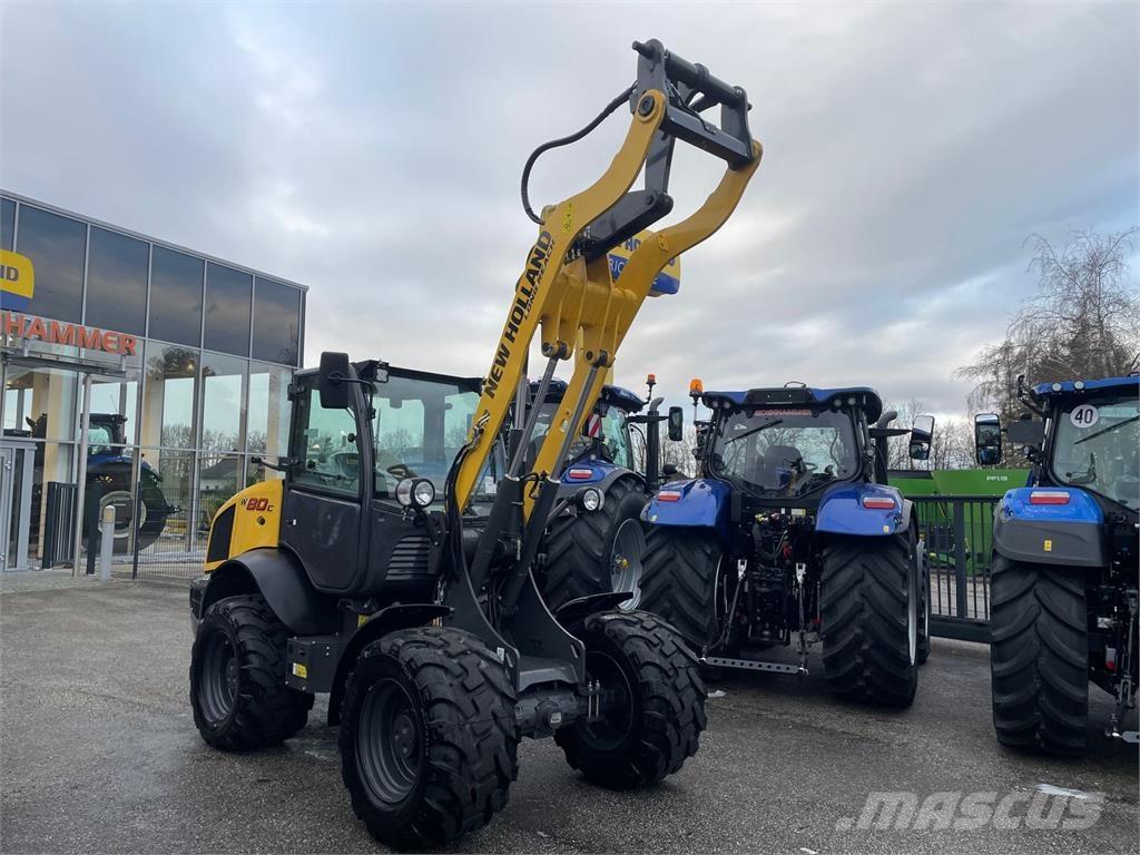 New Holland W 80 C Gumikerekes homlokrakodók