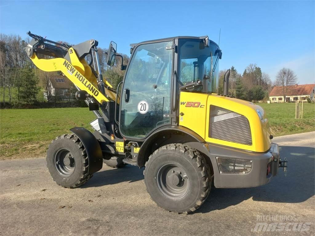 New Holland W50C Gumikerekes homlokrakodók