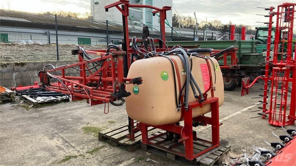 Rau D1 800 Vontatott trágyaszórók