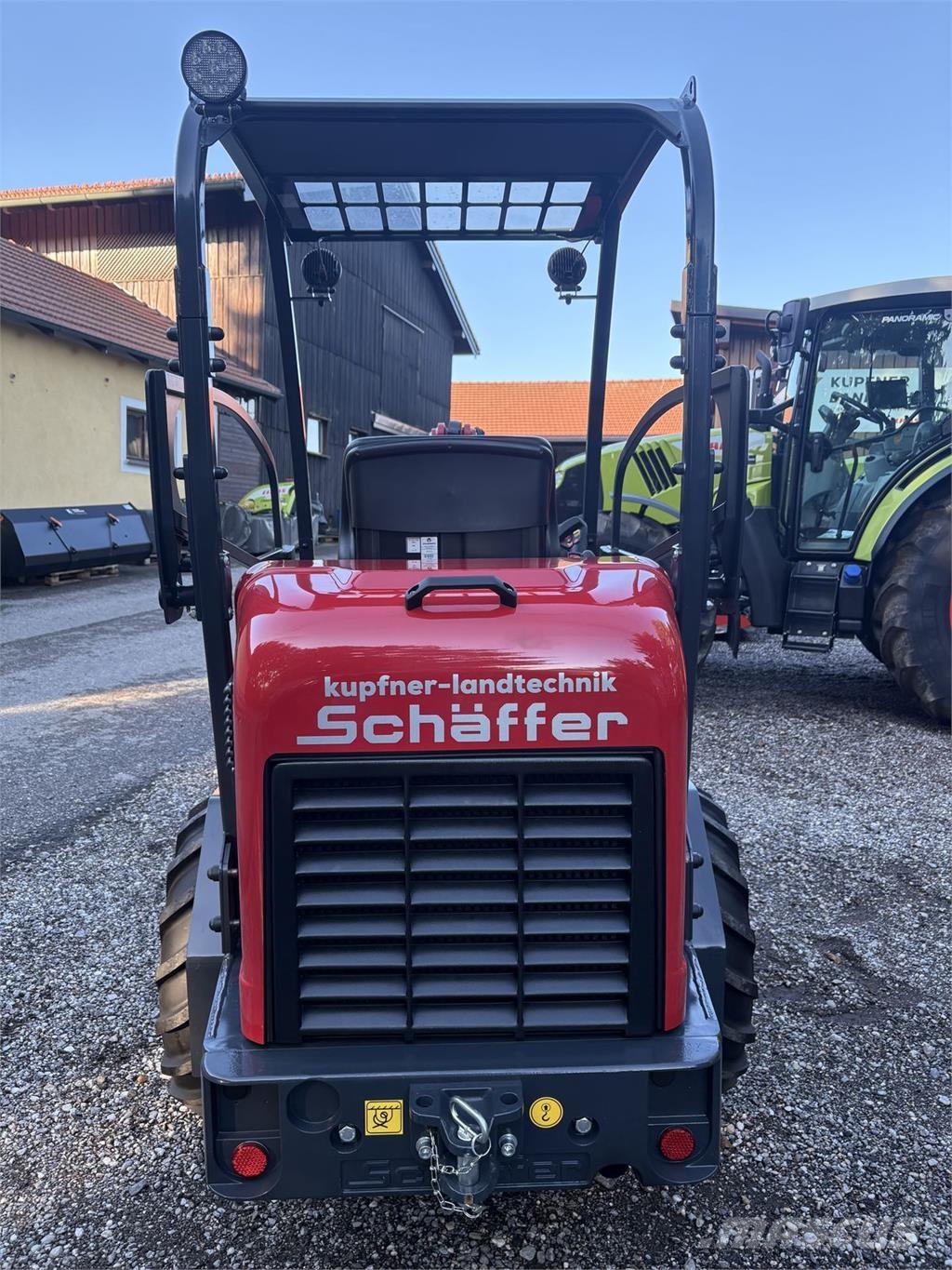 Schäffer 2630 Homlokrakodók és kotrók