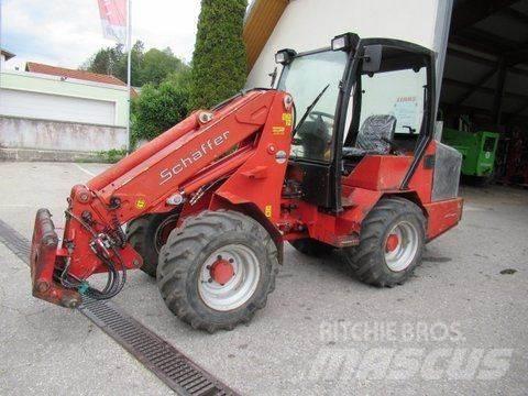 Schäffer 450T Homlokrakodók és kotrók