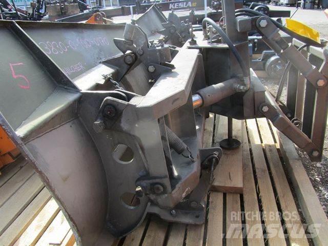  Schilcher 2704 Hóeltakarítók