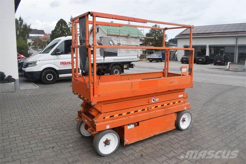 SkyJack SJ III 3220 Karos emelők