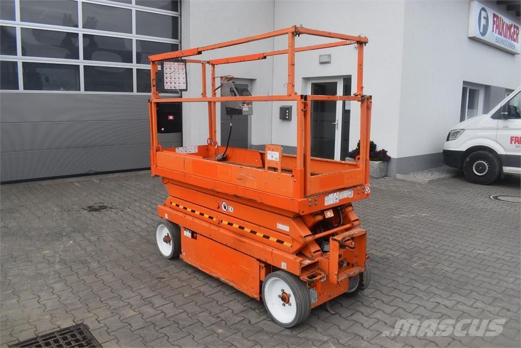 SkyJack SJ-III 3220 Karos emelők