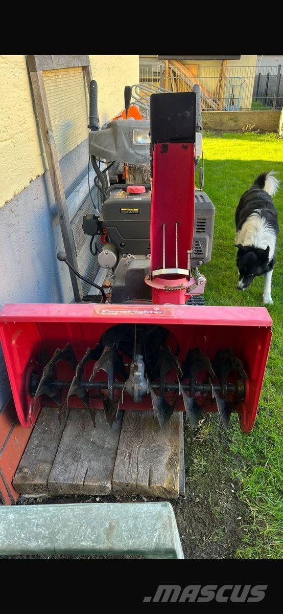  Snow Fighter Egyéb kommunális gépek