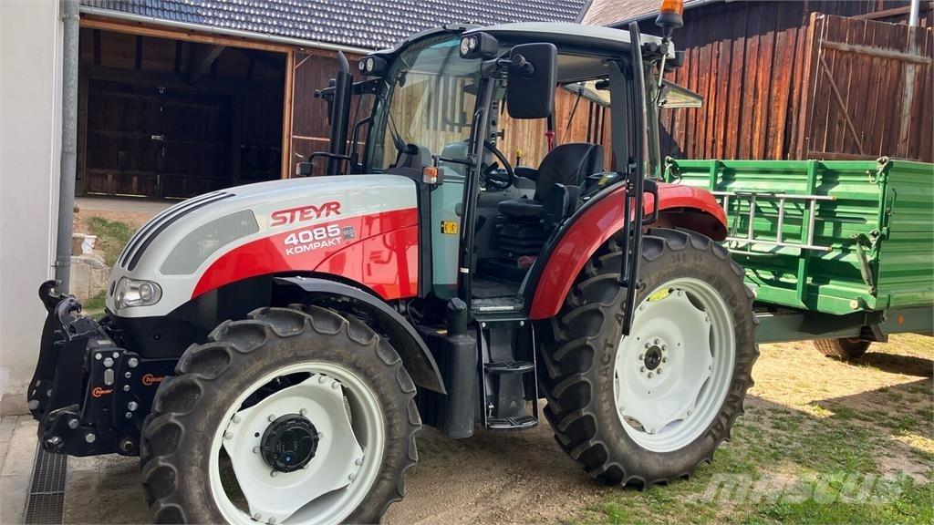 Steyr 4085 Kompakt Traktorok