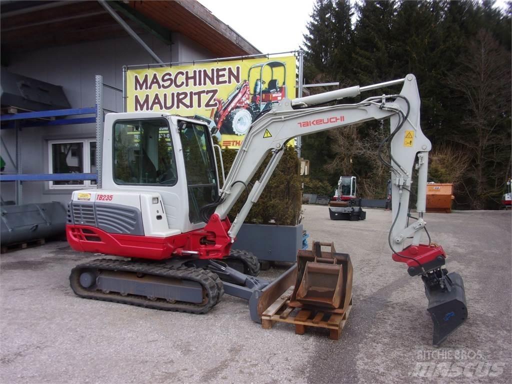 Takeuchi TB 235 Mini kotrók < 7t
