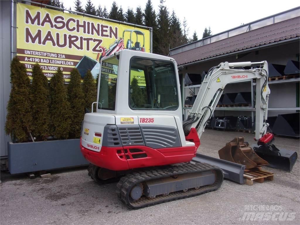 Takeuchi TB 235 Mini kotrók < 7t