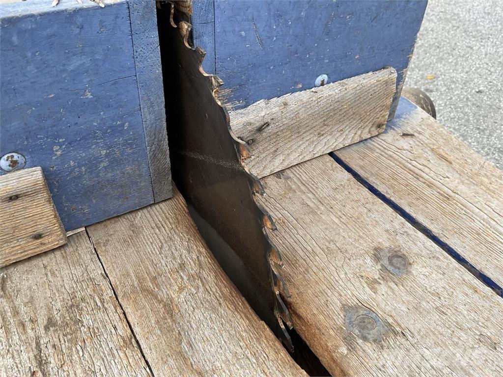  Tischkreissäge Erdészet - Egyebek