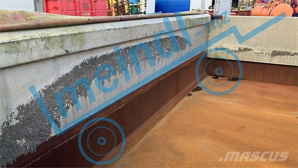 Tridem Muldenkipper Billenő Mezőgazdasági pótkocsik