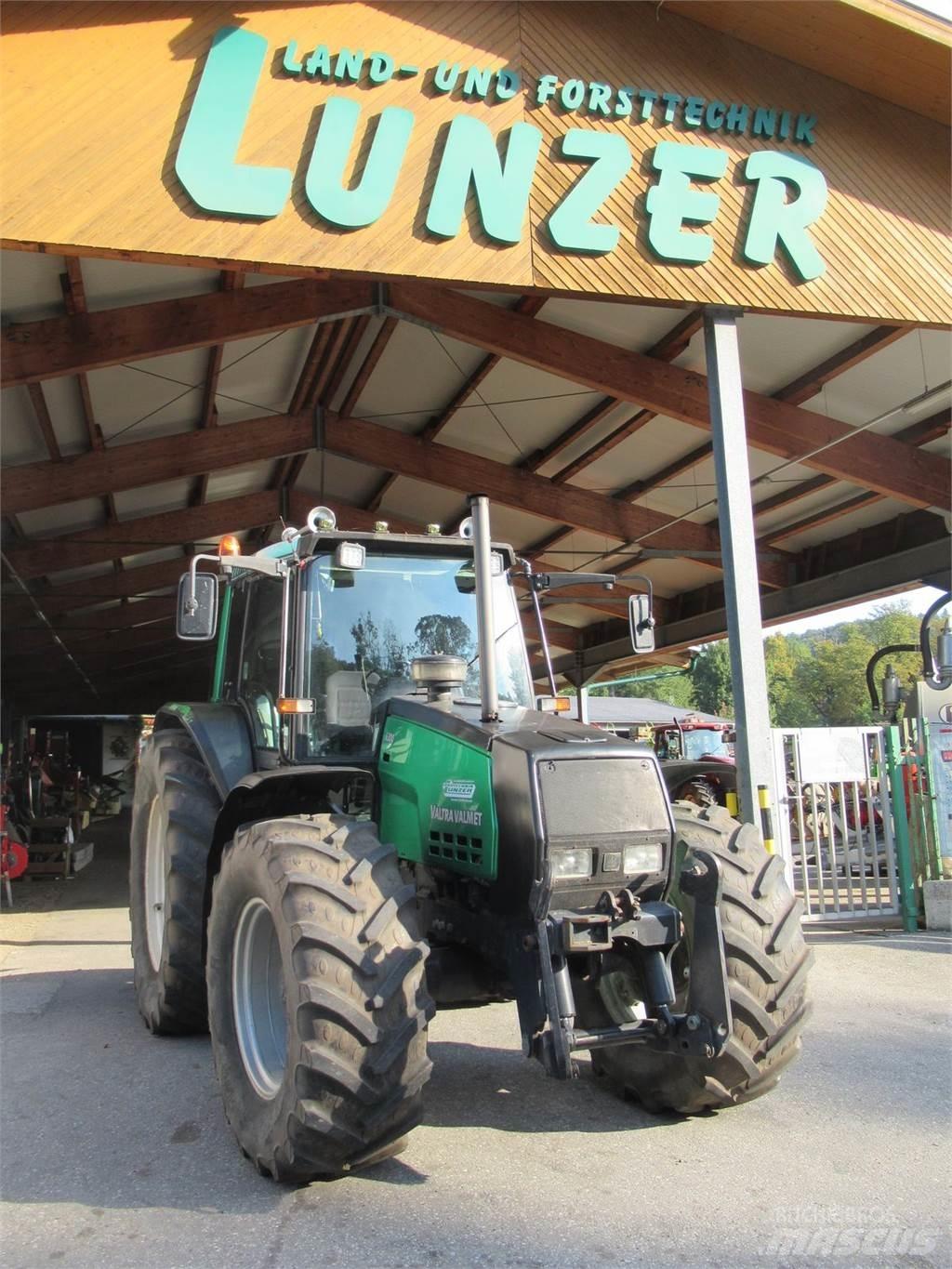 Valtra 6300 Traktorok