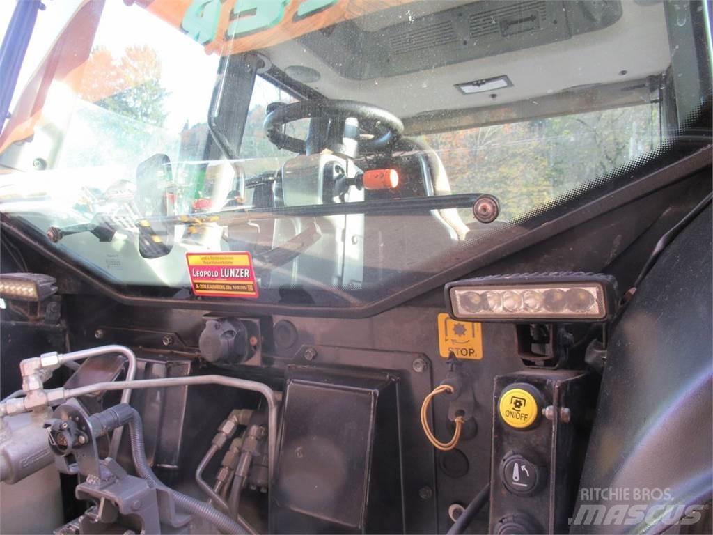 Valtra N163D Traktorok