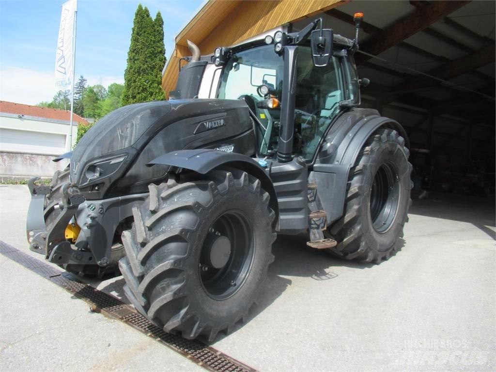 Valtra T 214 Direct Traktorok