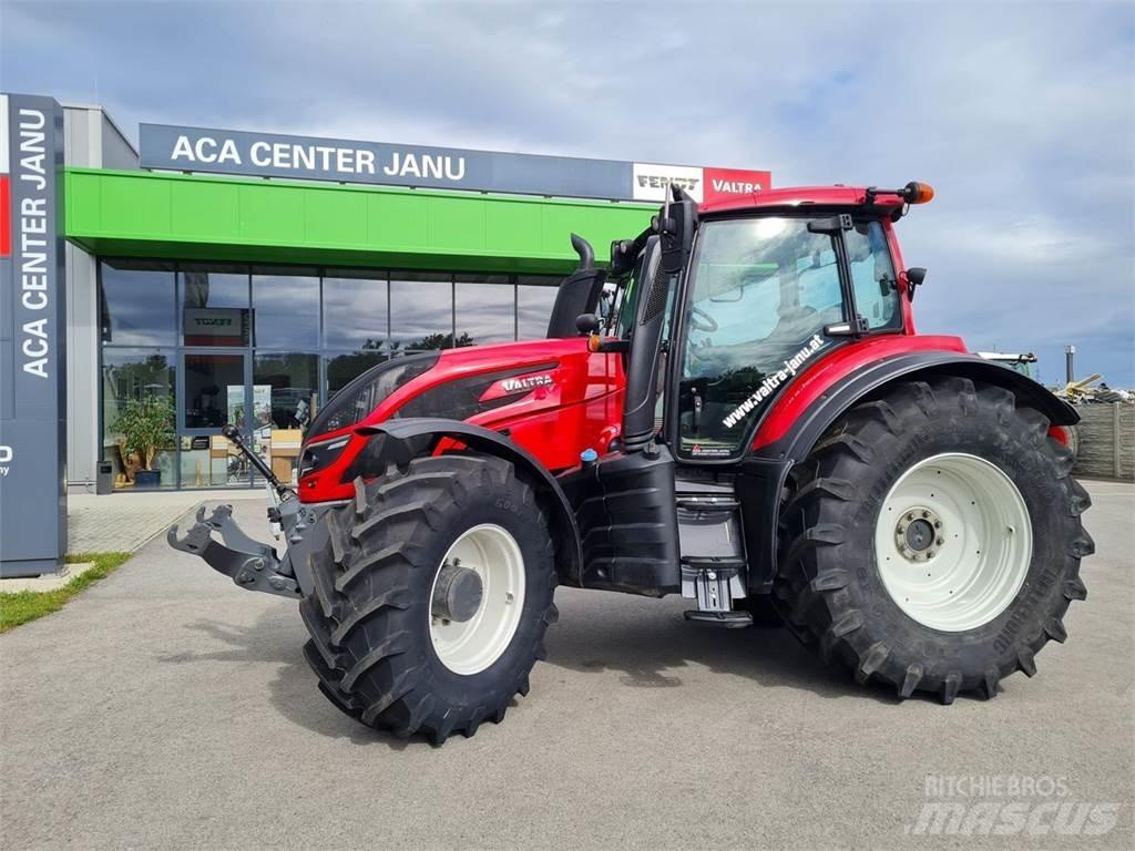 Valtra T 214 Direct Traktorok