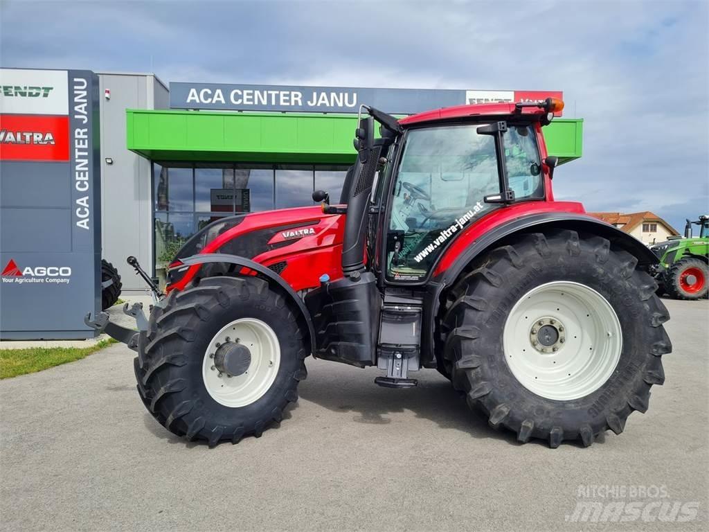 Valtra T 214 Direct Traktorok