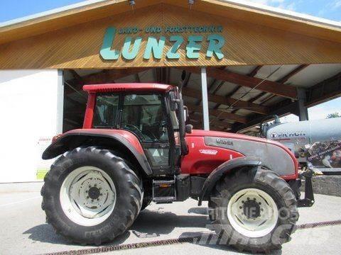 Valtra T130 Traktorok