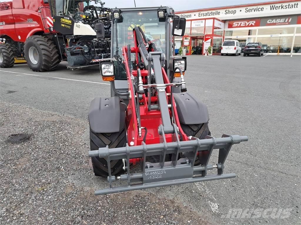 Weidemann 1260 LP Homlokrakodók és kotrók