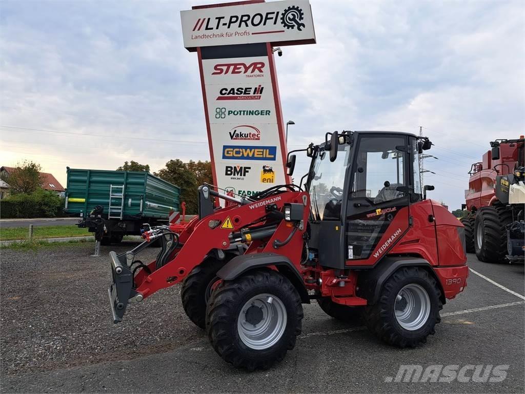 Weidemann 1390 Homlokrakodók és kotrók