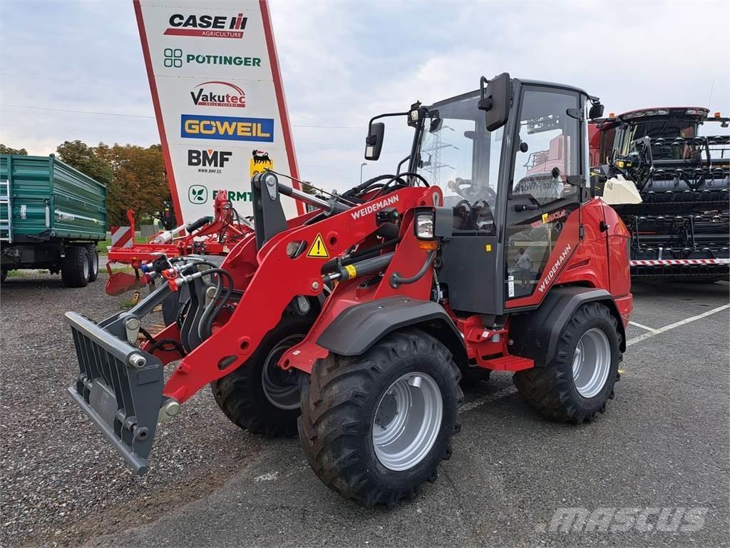 Weidemann 1390 Homlokrakodók és kotrók